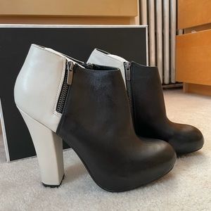 Shoemint Nancy Heeled Boots Black and White